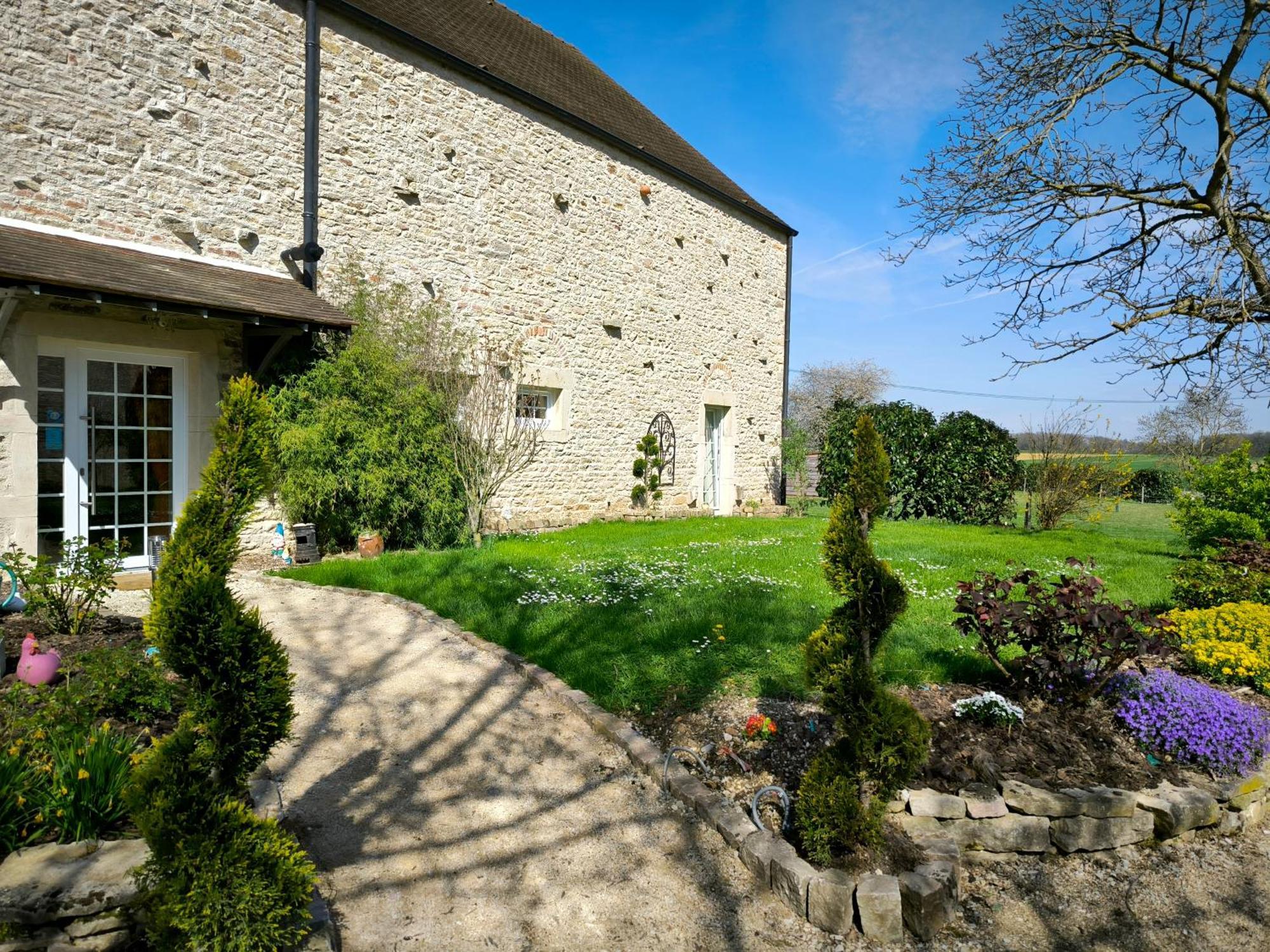 Bed and Breakfast La Grange De Moisey Marigny-les-Reullee Esterno foto